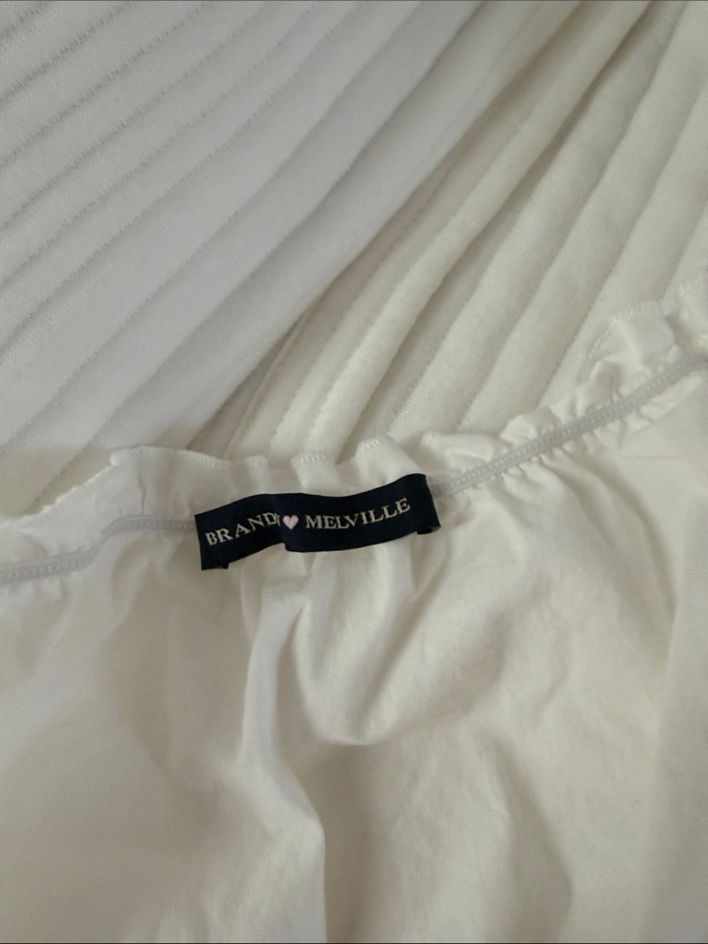 Brandy Melville White Ruffled Button-Front Camisole - Picture 3 of 3